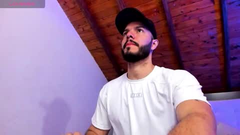   online show from 02-10-26, 12:42