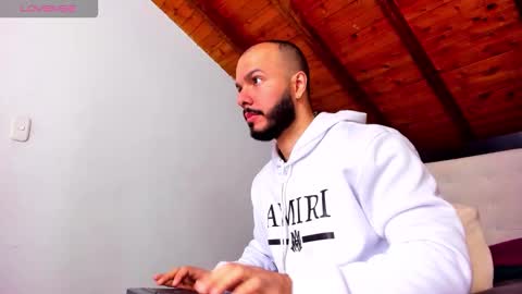   online show from 03-22-26, 12:41