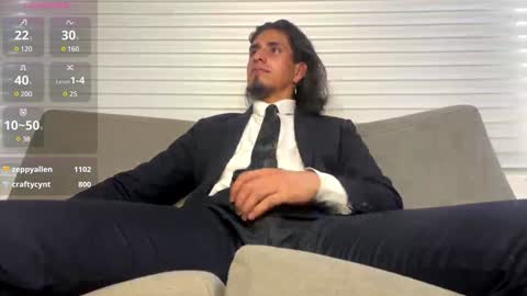 Snapshot of tom_blunt96 chatting on 01-09-25, 03:23 TOM online show from 01-09-25, 03:23