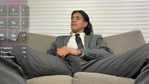 Snapshot of tom_blunt96 chatting on 01-30-25, 06:13 TOM online show from 01-30-25, 06:13