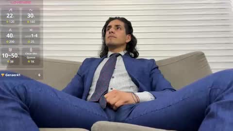 Snapshot of tom_blunt96 chatting on 02-13-25, 02:45 TOM online show from 02-13-25, 02:45