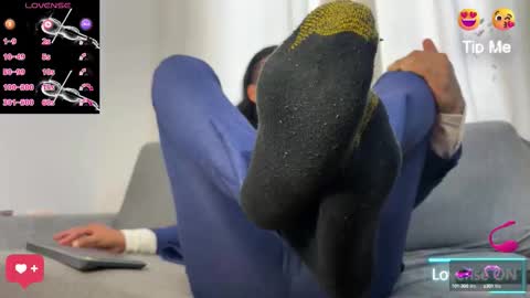 Snapshot of tom_blunt96 chatting on 11-05-25, 06:08 TOM online show from 11-05-25, 06:08