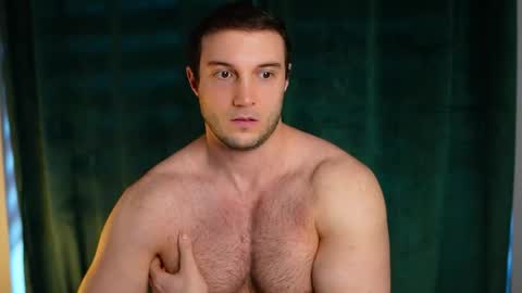 Snapshot of tom_fordd chatting on 04-27-26, 04:21 Tom online show from 04-27-26, 04:21
