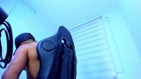 Snapshot of tom_kingfit chatting on 02-08-26, 04:38 SPORTSFIT29 online show from 02-08-26, 04:38