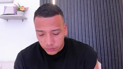 Tom muscle1 online show from 09-24-25, 11:57