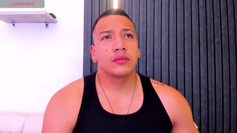 Tom muscle1 online show from 10-18-25, 11:55