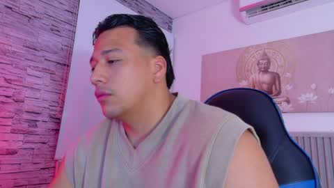 Tom muscle1 online show from 04-10-26, 11:59