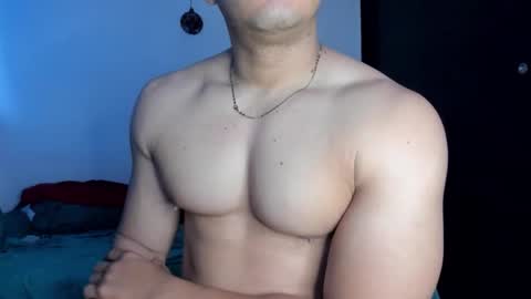 Snapshot of tom_sin_ chatting on 10-25-25, 11:07 Tom Sin online show from 10-25-25, 11:07