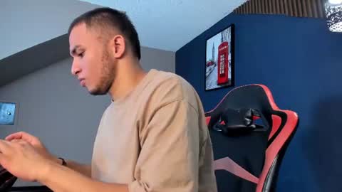 TOMAS online show from 06-18-26, 03:51