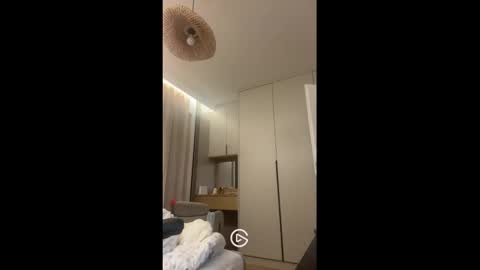 tomaszjager01 online show from 03-12-25, 11:54