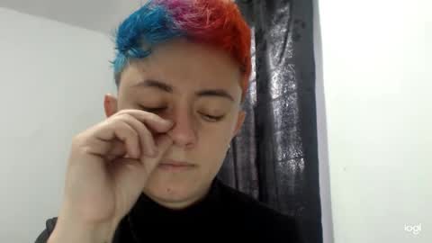 Snapshot of tomboyblue chatting on 12-27-24, 05:59 Blue online show from 12-27-24, 05:59