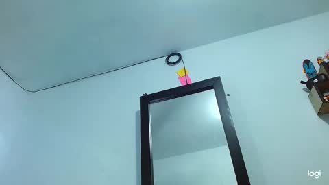 Snapshot of tomboyblue chatting on 03-07-25, 10:43 Blue online show from 03-07-25, 10:43