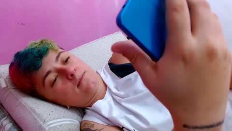 Snapshot of tomboyblue chatting on 10-21-25, 06:30 Blue online show from 10-21-25, 06:30