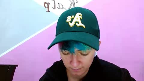 Snapshot of tomboyblue chatting on 11-14-25, 10:29 Blue online show from 11-14-25, 10:29