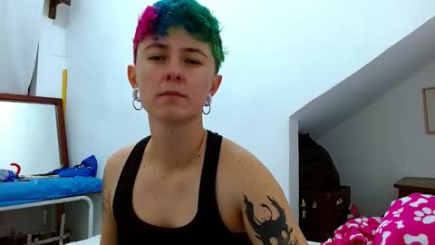 Snapshot of tomboyblue chatting on 11-24-25, 06:02 Blue online show from 11-24-25, 06:02