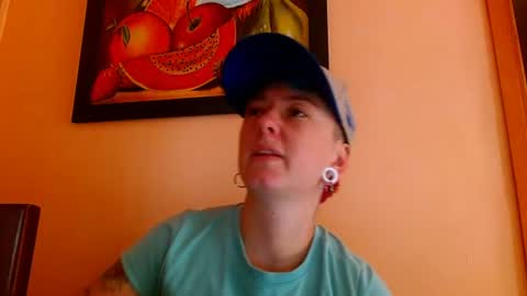 Snapshot of tomboyblue chatting on 06-17-26, 03:24 Blue online show from 06-17-26, 03:24