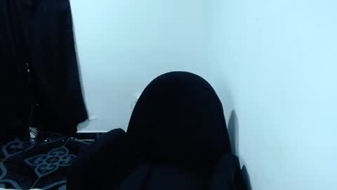 tomboygirl69 online show from 12-18-25, 09:54