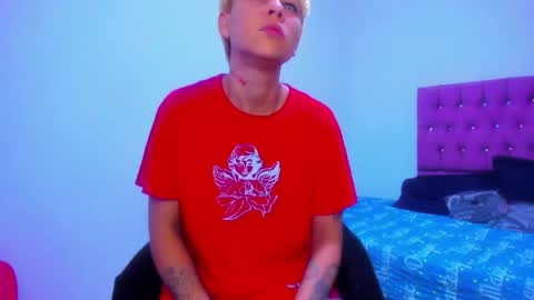 tomboygirl69 online show from 04-26-26, 08:17