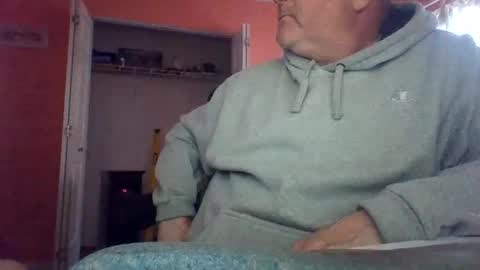 tomcat4848 online show from 10-31-25, 04:19