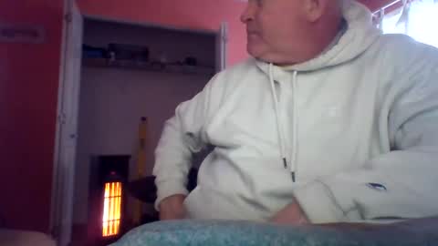 tomcat4848 online show from 12-17-25, 05:30