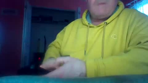 Snapshot of tomcat4848 chatting on 02-10-26, 10:03 tomcat4848 online show from 02-10-26, 10:03