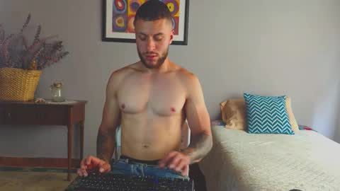 tomDavisXl online show from 03-12-26, 03:40