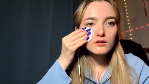 Sofia online show from 02-24-26, 07:56