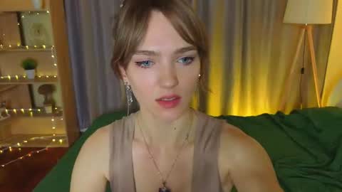 Snapshot of tomikavilandre chatting on 07-05-26, 07:10 Lana online show from 07-05-26, 07:10