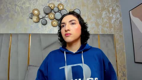   online show from 02-04-25, 11:49