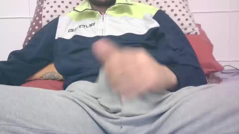 tommaso9046 online show from 01-06-25, 02:58