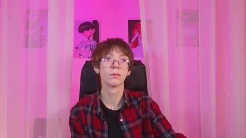 Snapshot of tommiehi chatting on 01-23-25, 05:35 Tommie online show from 01-23-25, 05:35