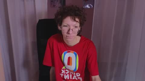 Snapshot of tommiehi chatting on 02-08-25, 05:29 Tommie online show from 02-08-25, 05:29