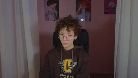 Snapshot of tommiehi chatting on 02-21-25, 05:46 Tommie online show from 02-21-25, 05:46