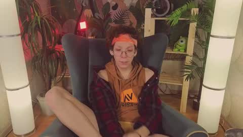 Snapshot of tommiehi chatting on 03-05-25, 06:01 Tommie online show from 03-05-25, 06:01