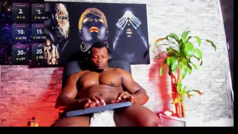 Snapshot of tommike388 chatting on 01-08-25, 04:34 Tom Mike online show from 01-08-25, 04:34