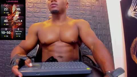 Snapshot of tommike388 chatting on 02-27-26, 02:11 Tom Mike online show from 02-27-26, 02:11