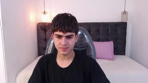 Tommy  online show from 01-10-25, 02:02