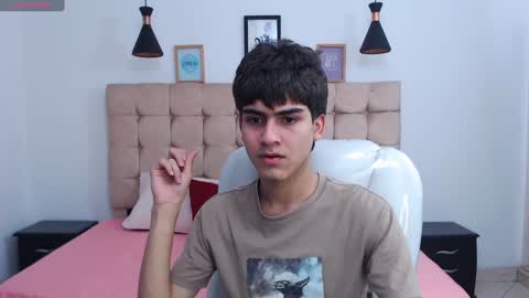 Tommy  online show from 01-25-25, 04:34