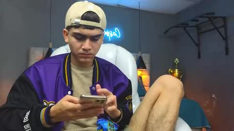 Tommy  online show from 02-13-25, 06:41