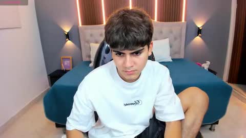 Tommy  online show from 11-27-25, 03:52