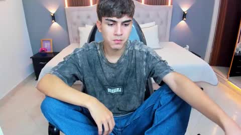 Tommy  online show from 02-21-26, 03:29