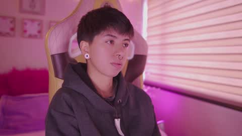 Blue  online show from 02-03-26, 03:17