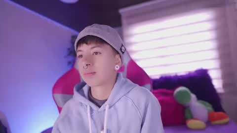 Blue  online show from 02-21-26, 02:07