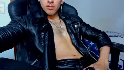 Twitter BreddTommy IG tommy bredd online show from 01-31-25, 09:48