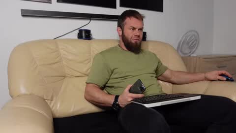  tommy burnzzz  online show from 12-05-24, 04:09