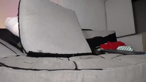   Thomas    online show from 02-20-25, 02:29