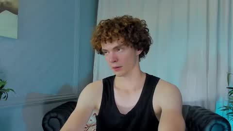 Snapshot of tommy_jamm chatting on 09-12-25, 03:34 Tommy online show from 09-12-25, 03:34