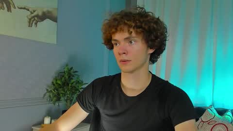 Snapshot of tommy_jamm chatting on 09-30-25, 03:06 Tommy online show from 09-30-25, 03:06