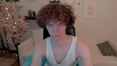 Snapshot of tommy_jamm chatting on 11-14-25, 02:49 Tommy online show from 11-14-25, 02:49