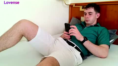 Thomas online show from 06-25-26, 04:33